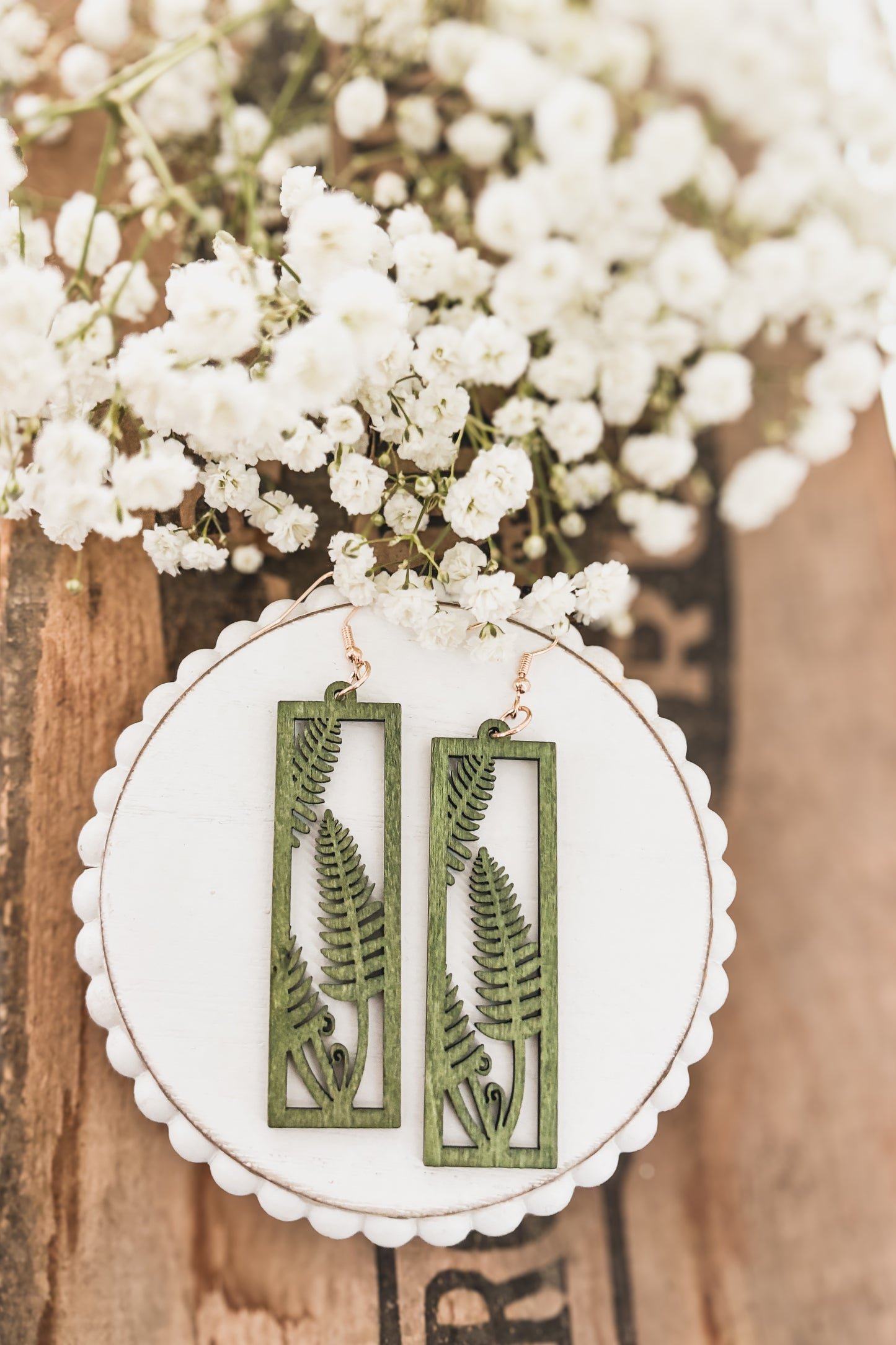 Beautiful Green Wood Foliage Earrings