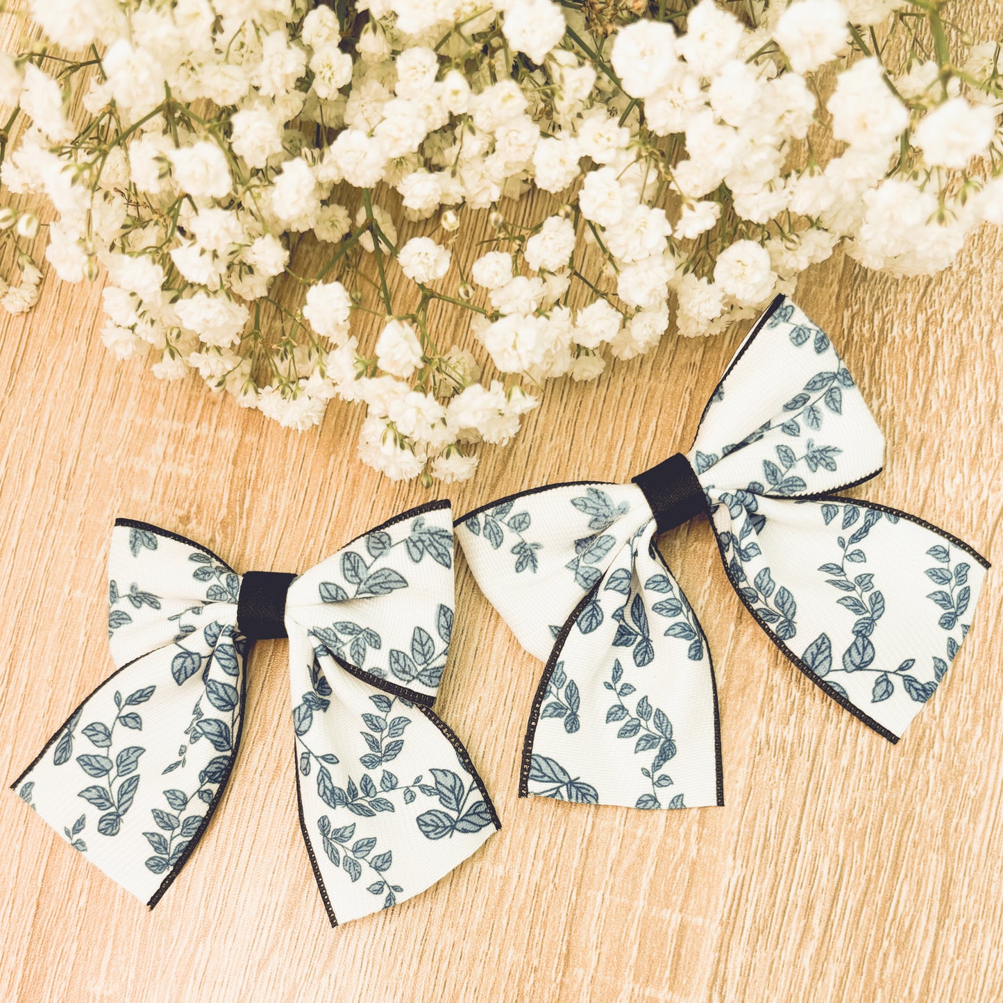 Adorable Blue Floral Bow Set