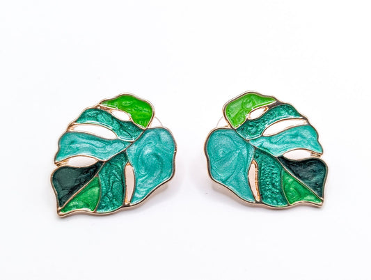 Beautiful Green Leaf Earrings