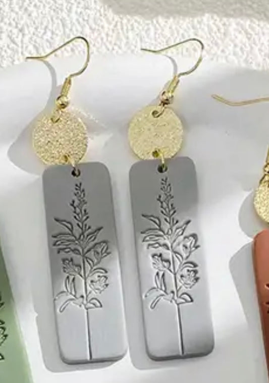 Beautiful Gray and Gold Floral Earrings