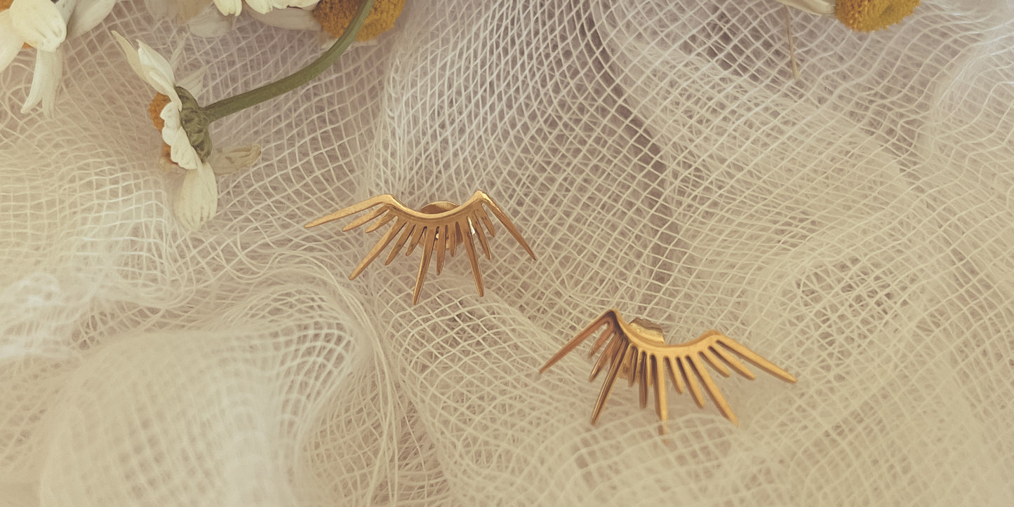 Beautiful Gold Sun Burst Earrings