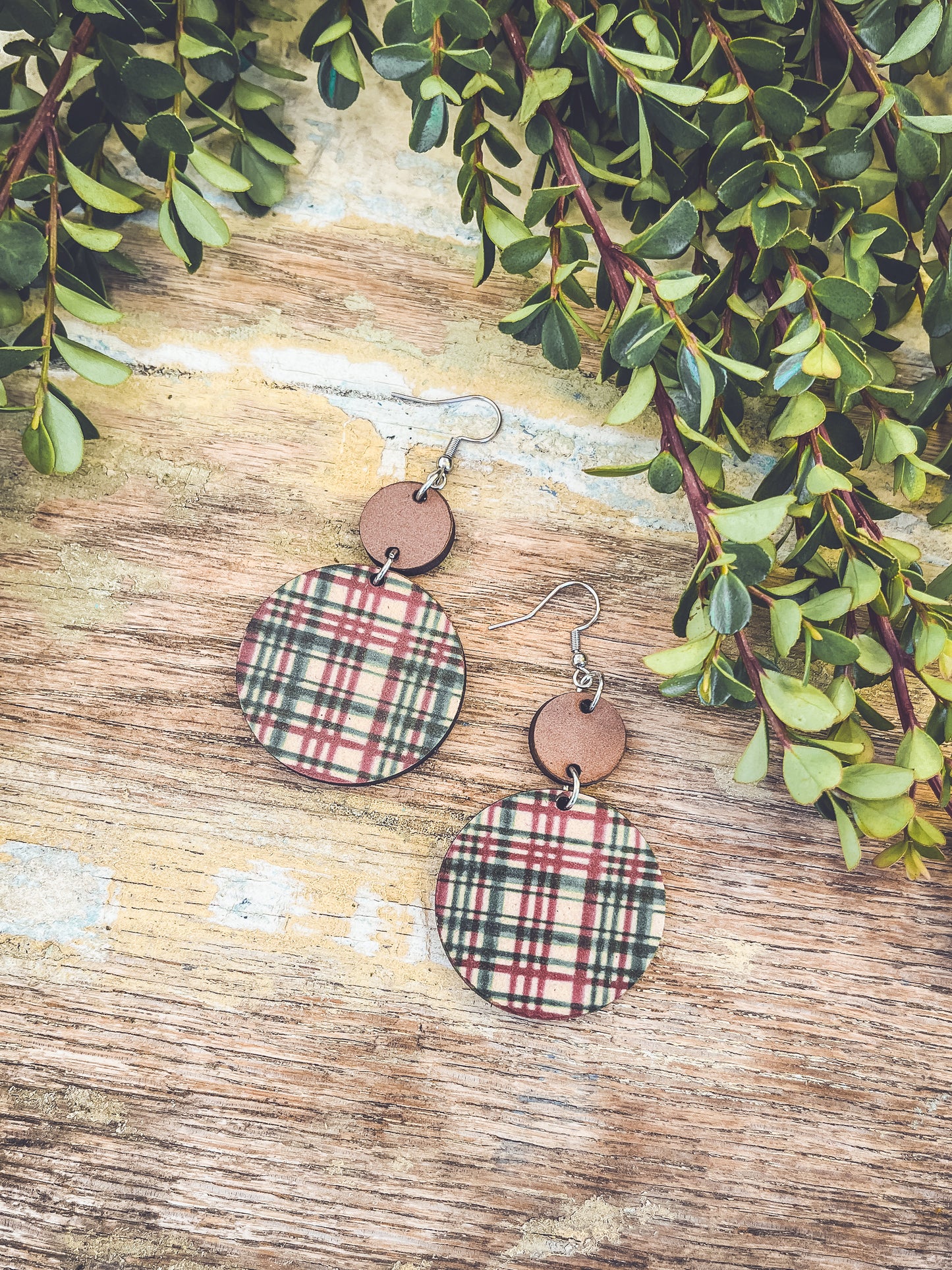 Beautiful Christmas Plaid Circle Earrings