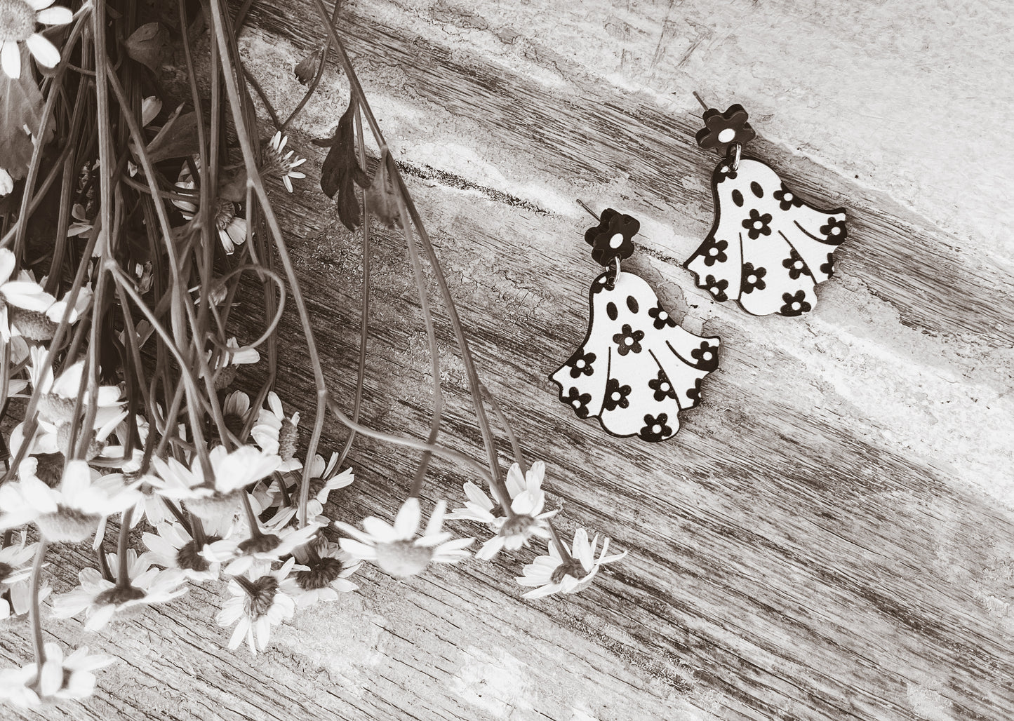 Adorable Flower Ghost Earrings