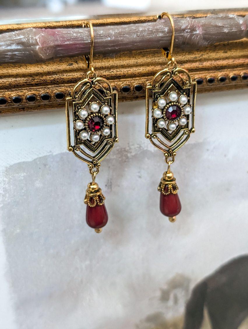 Beautiful Victorian Drop Earrings