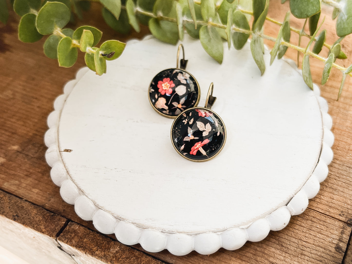 Beautiful Vintage Floral Earrings