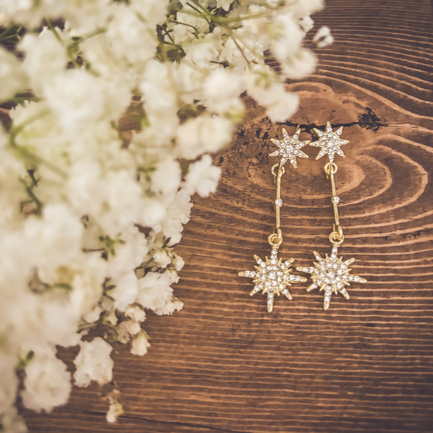 Beautiful Celestial Star Earrings - Gold or Silver