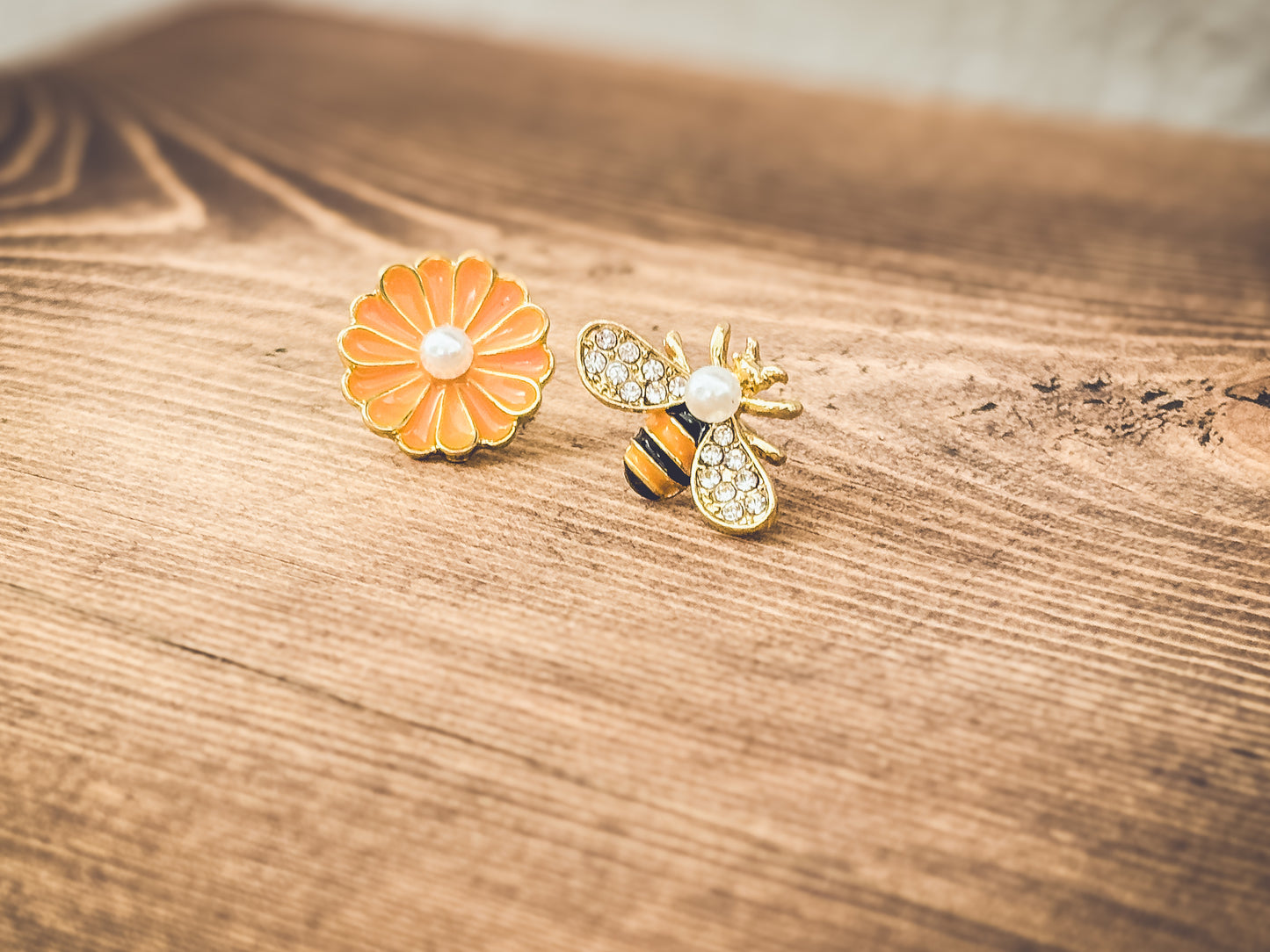 Adorable Bumble Bee and Flower Earrings