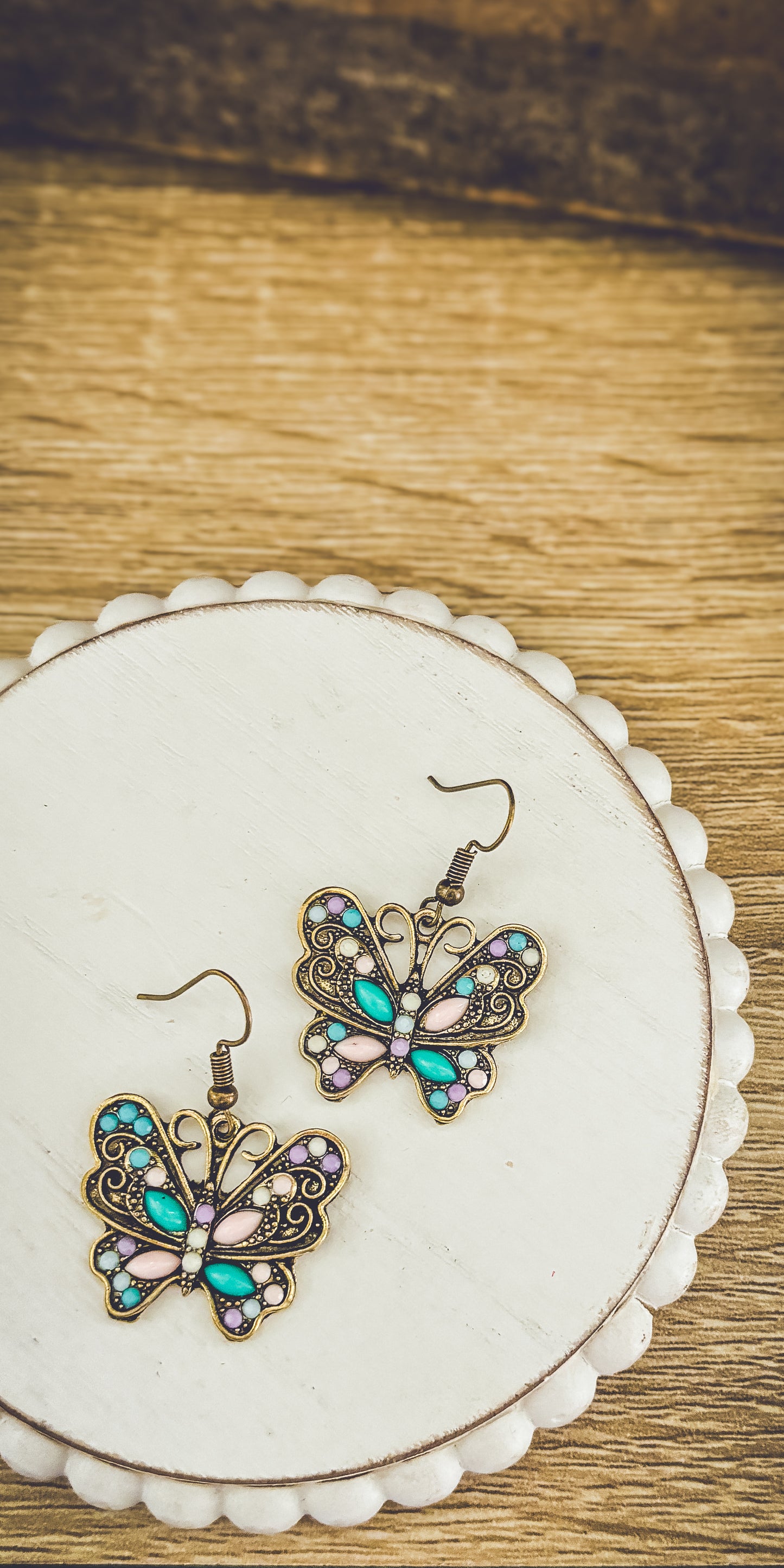 Beautiful Vintage Inspired Butterfly Earrings