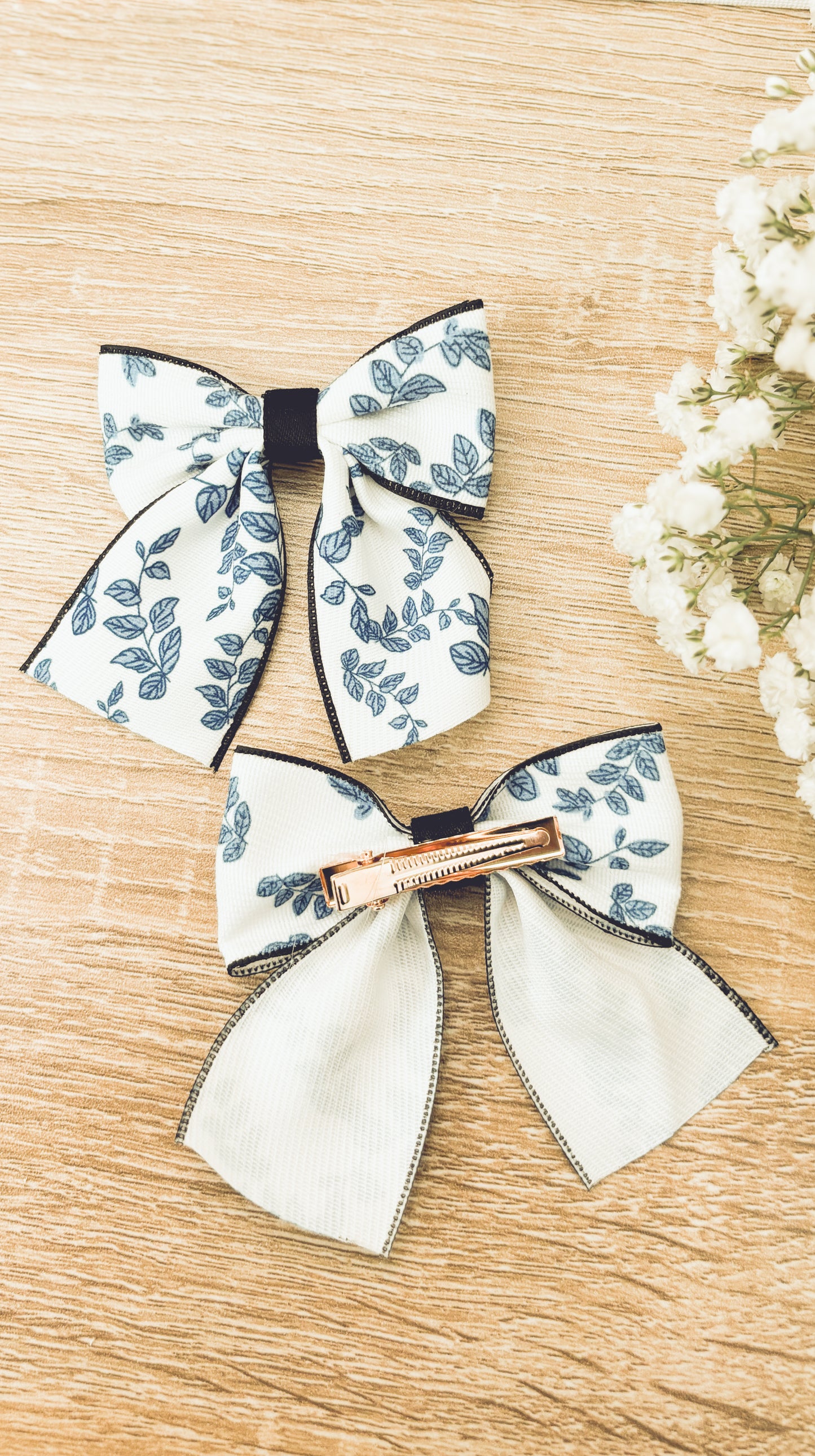 Adorable Blue Floral Bow Set