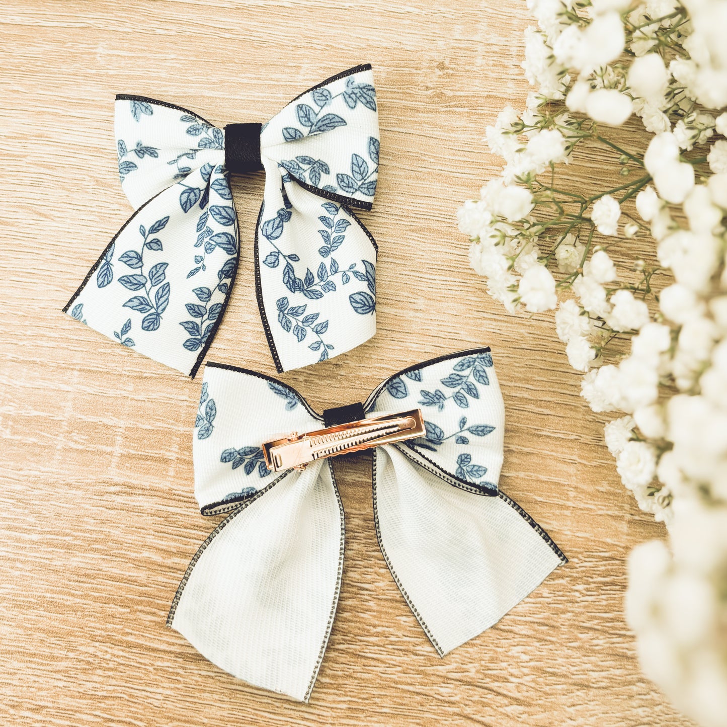 Adorable Blue Floral Bow Set