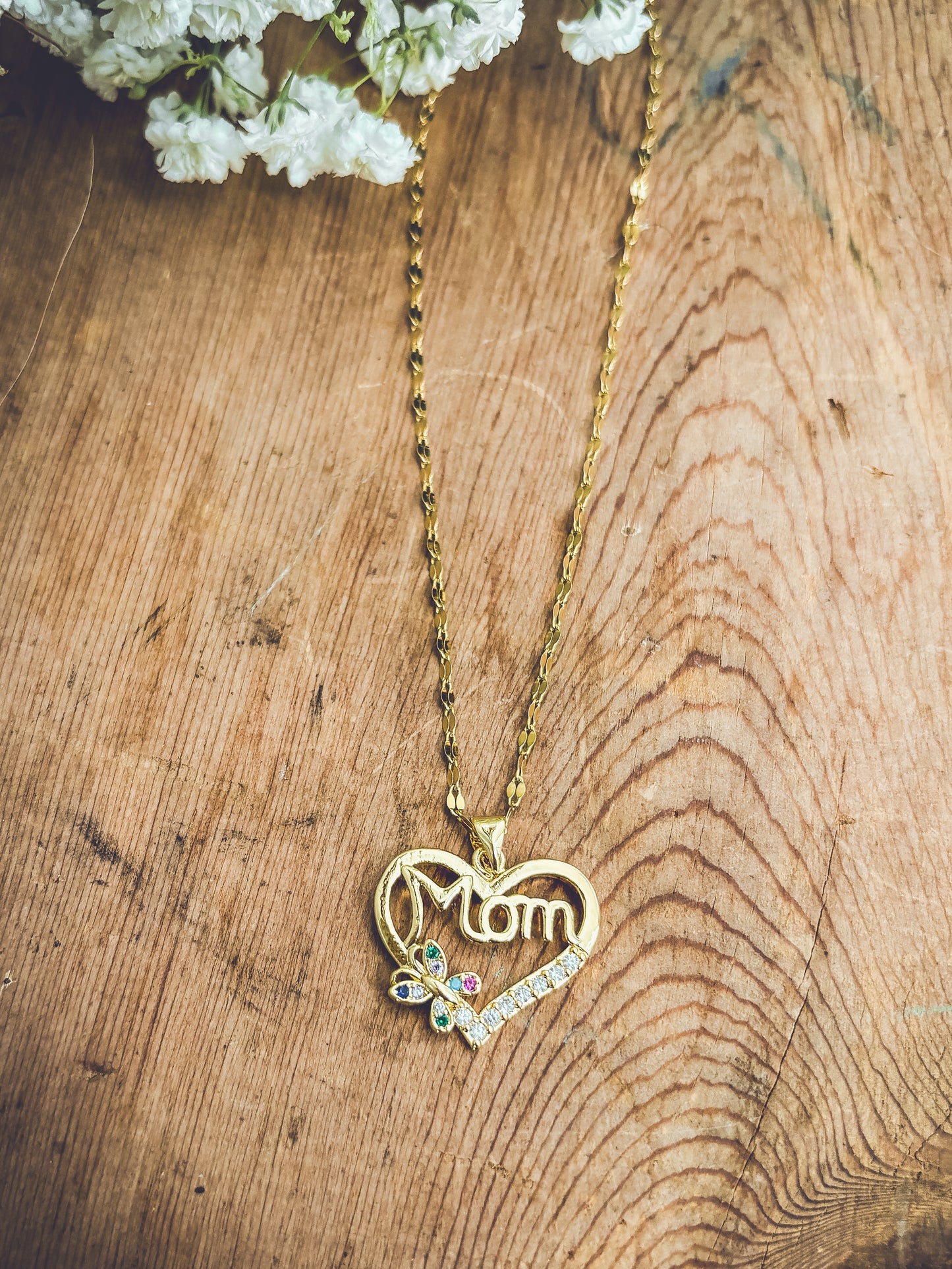 Beautiful Gold Mom Necklace