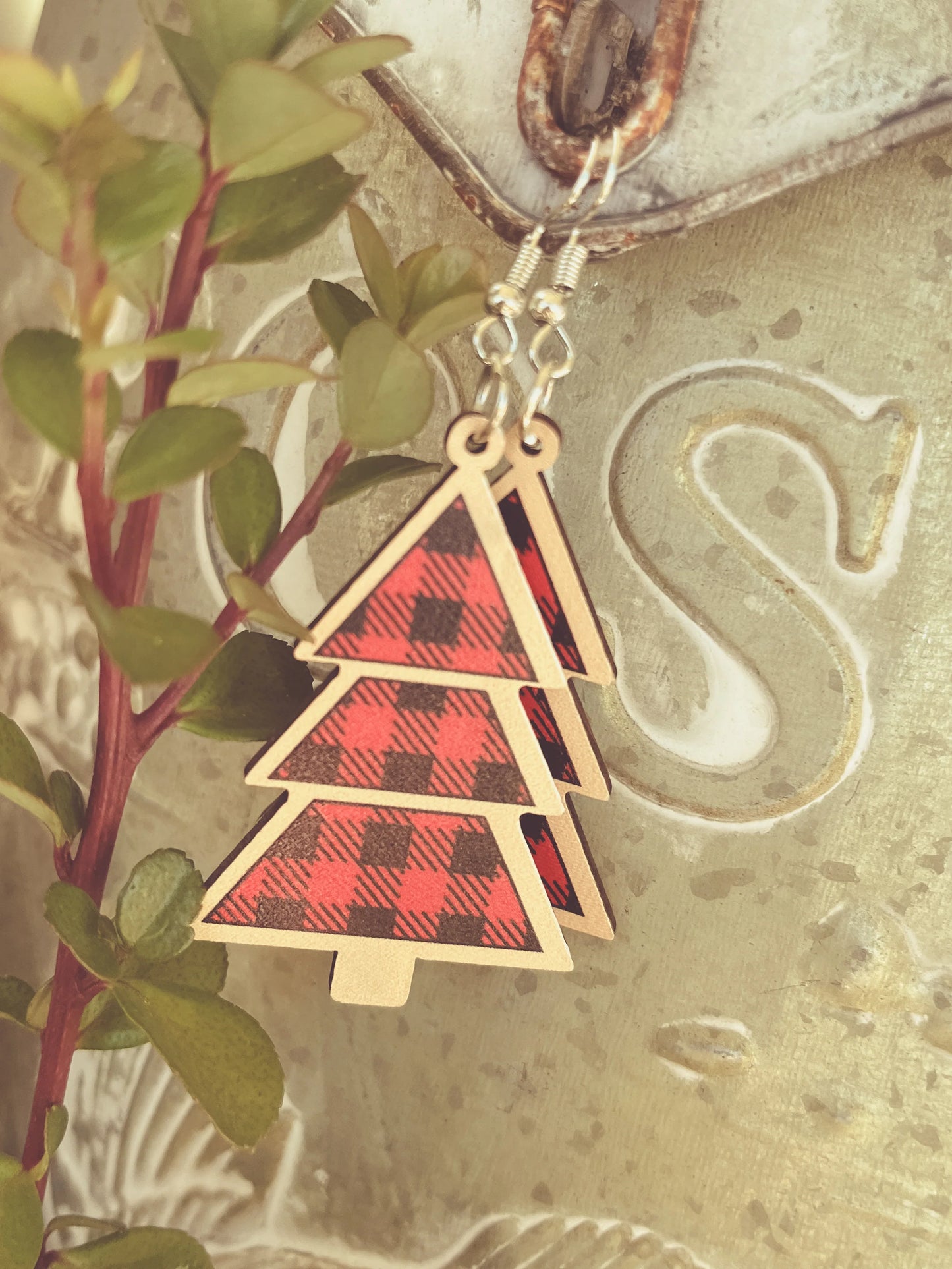 Beautiful Green or Red Plaid Wood Christmas Trees