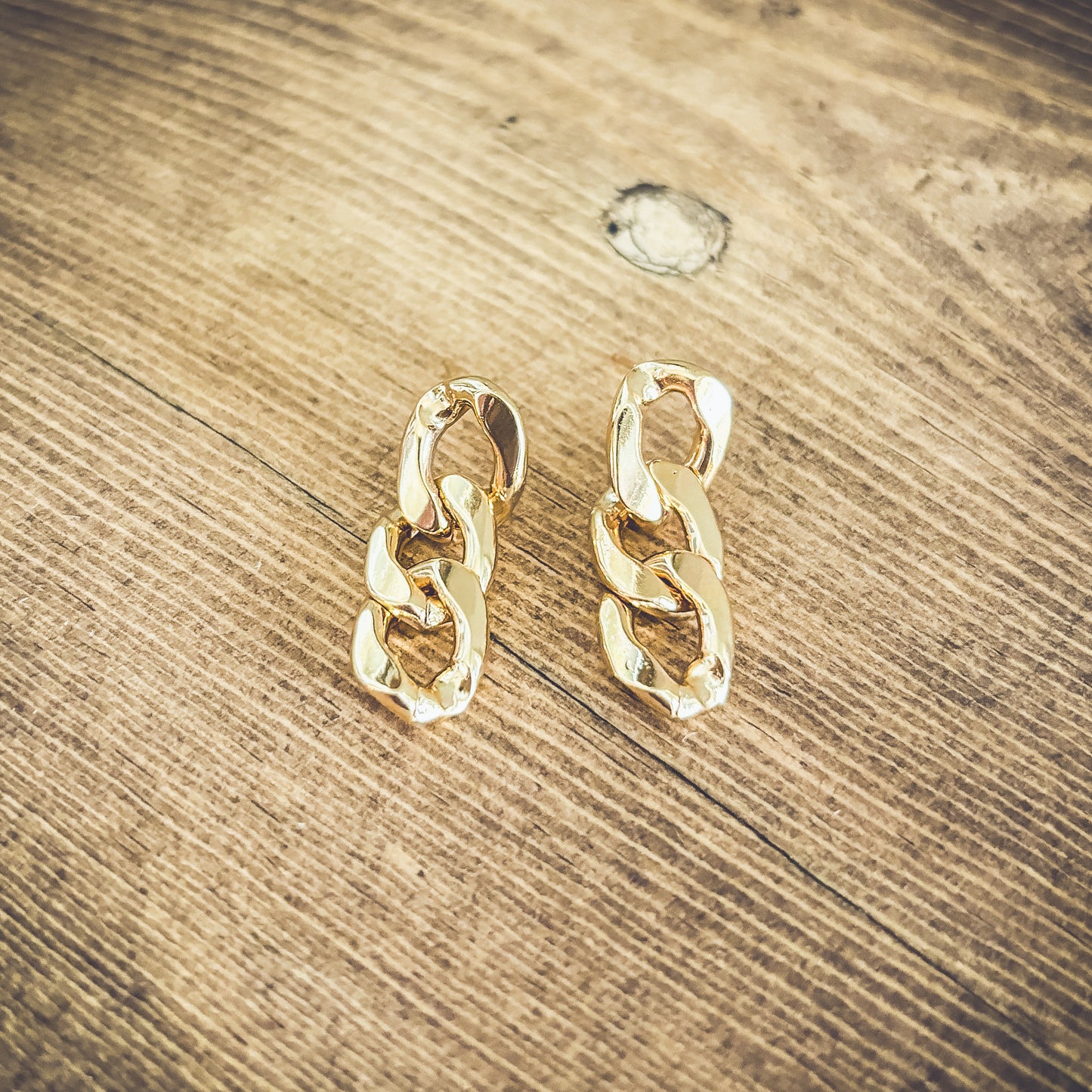 Beautiful Gold Chain Link Earrings