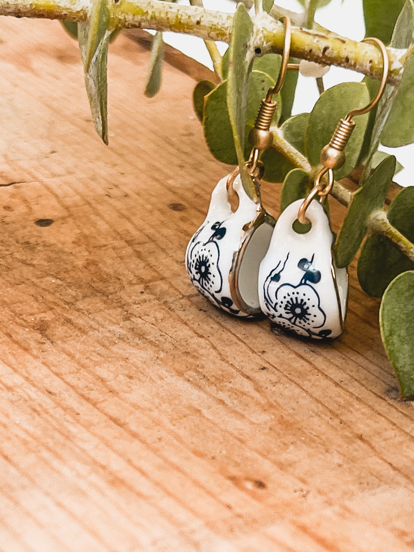 Adorable Tea Cup Earrings