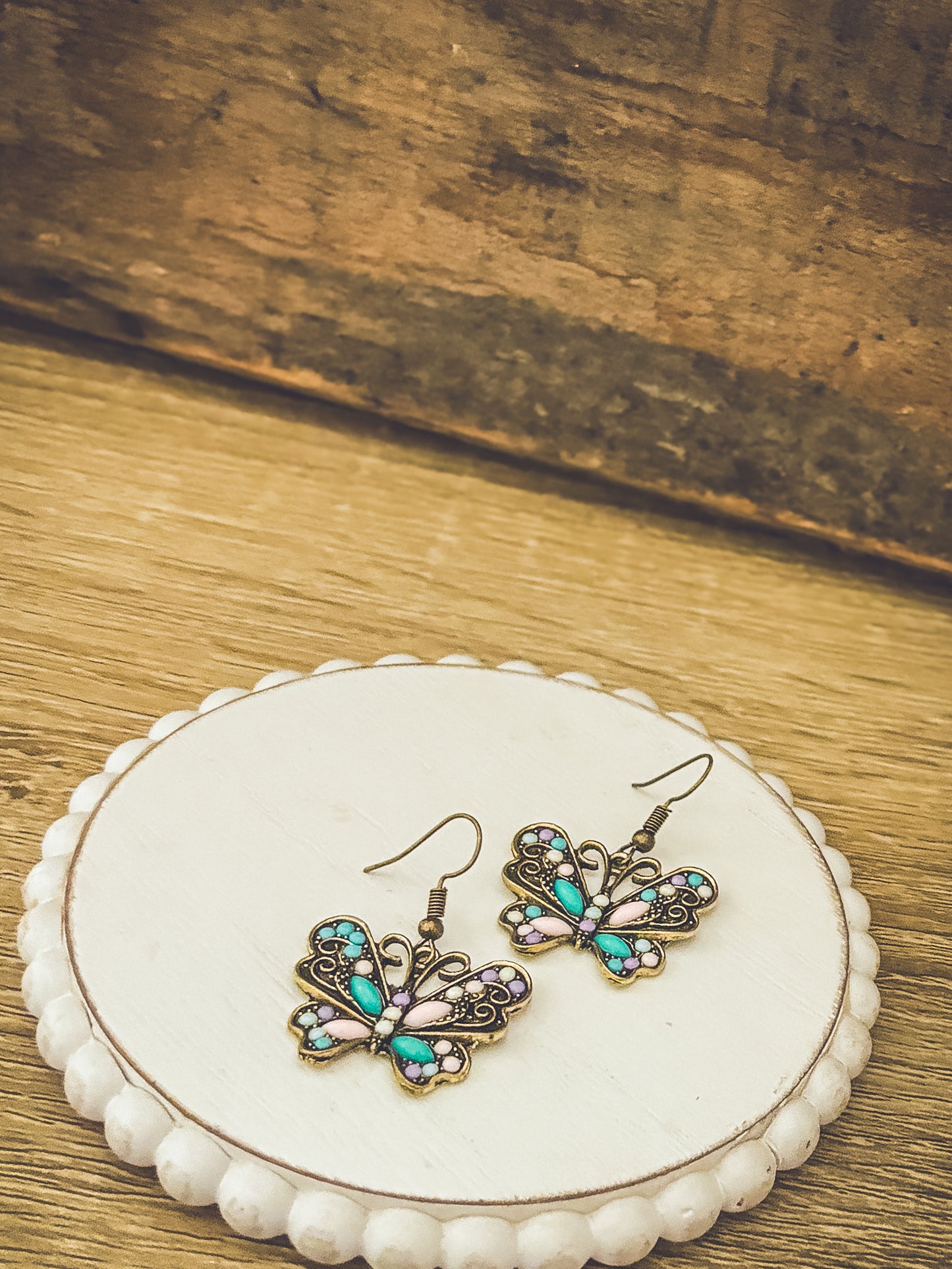 Beautiful Vintage Inspired Butterfly Earrings