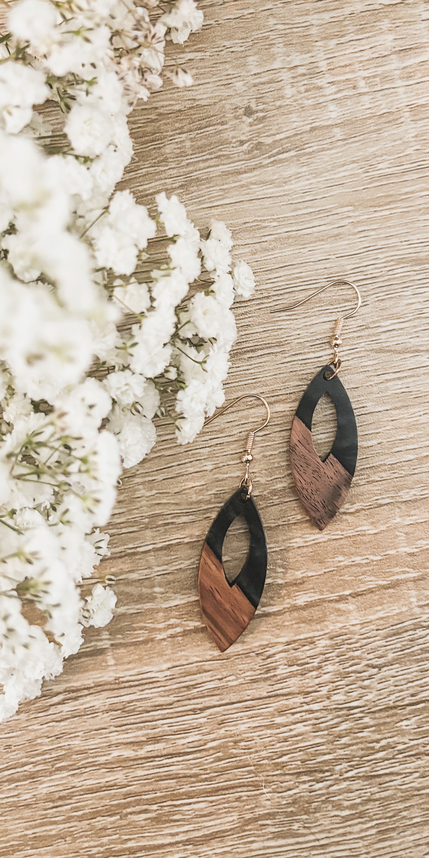 Beautiful Oval Wood and Black Earrings