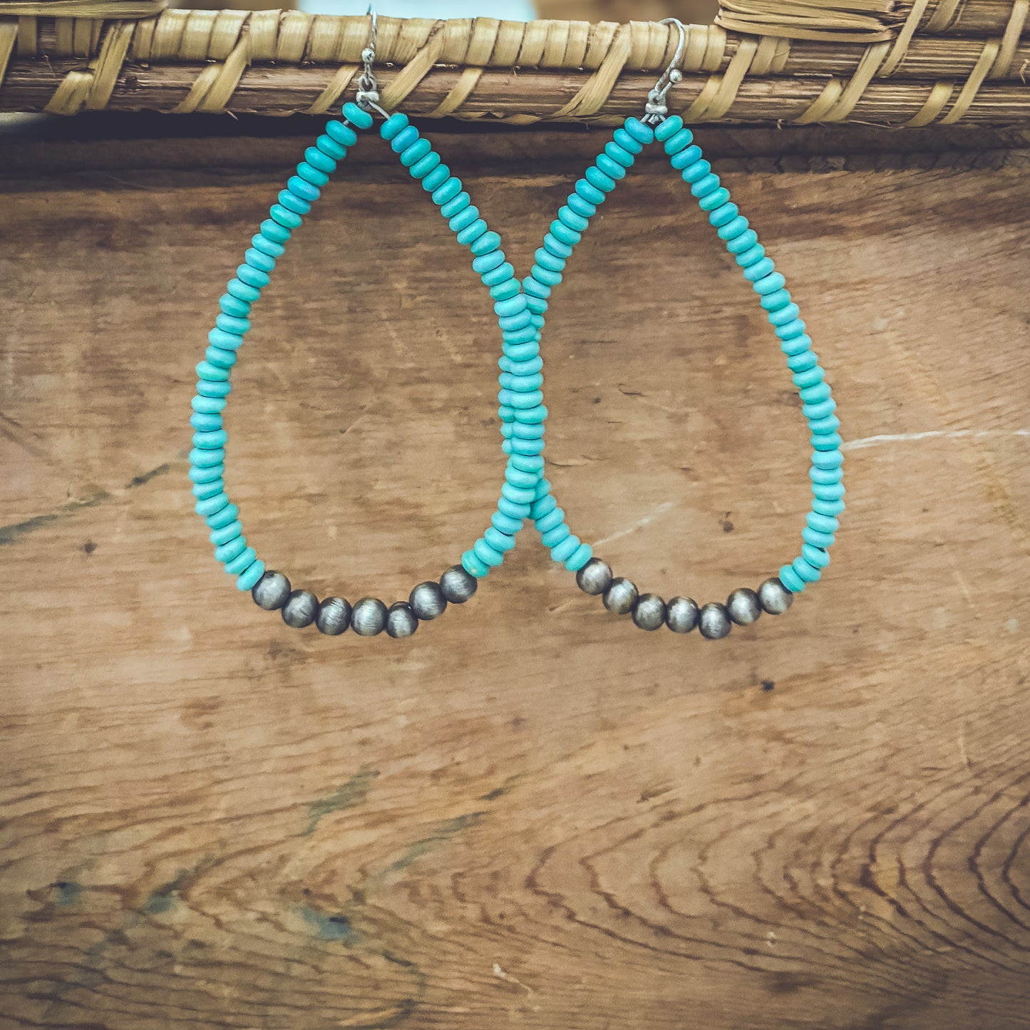 Navajo Pearl Earrings