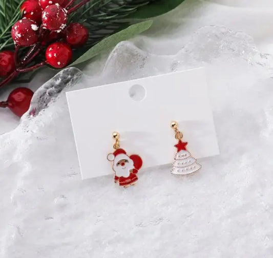 Adorable Snowy Santa Earrings