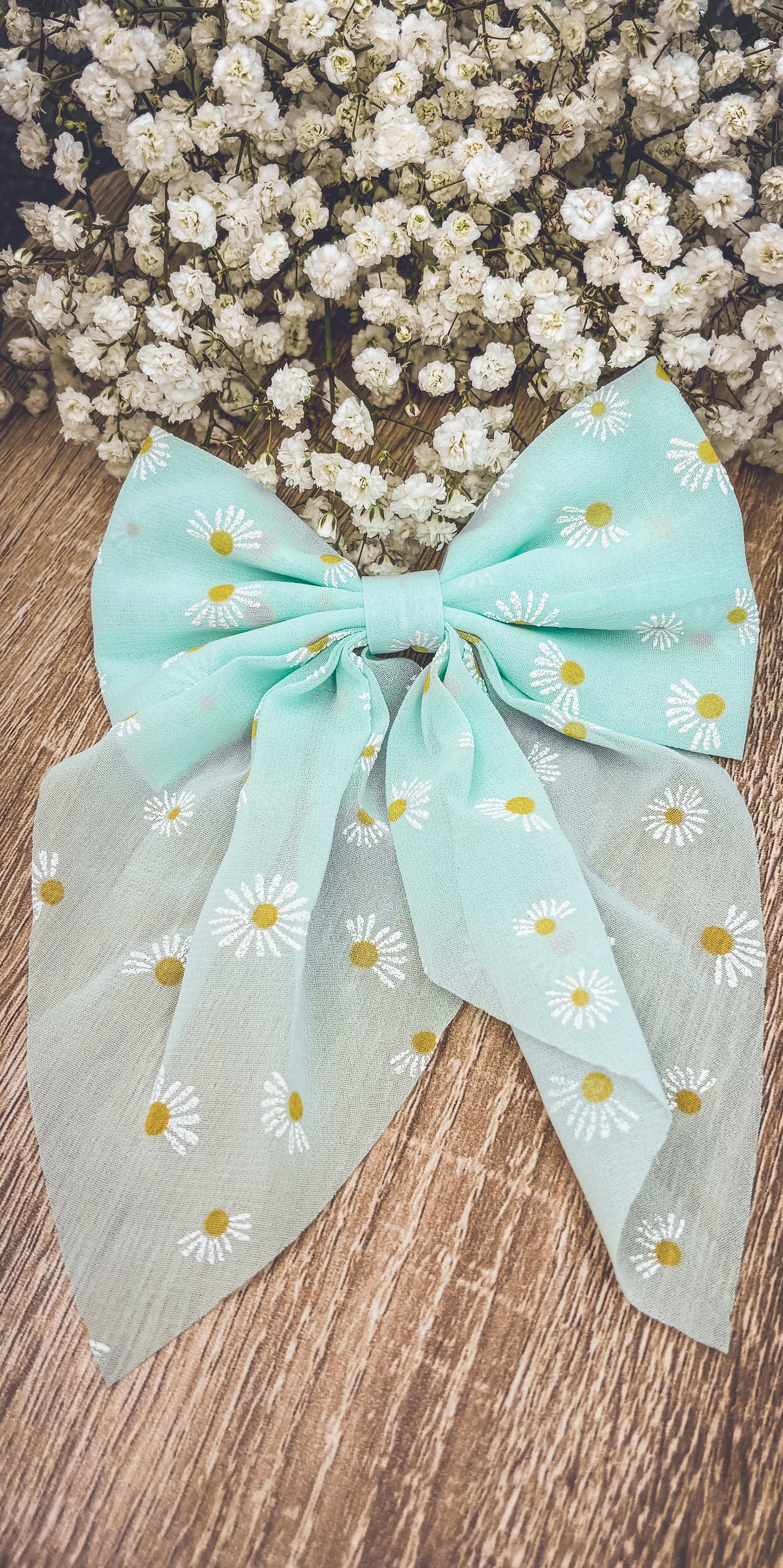 Adorable Daisy Bow Set