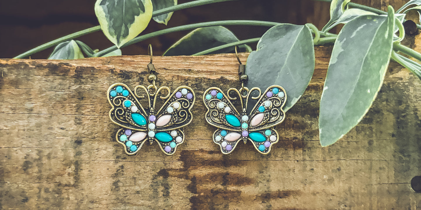 Beautiful Vintage Inspired Butterfly Earrings