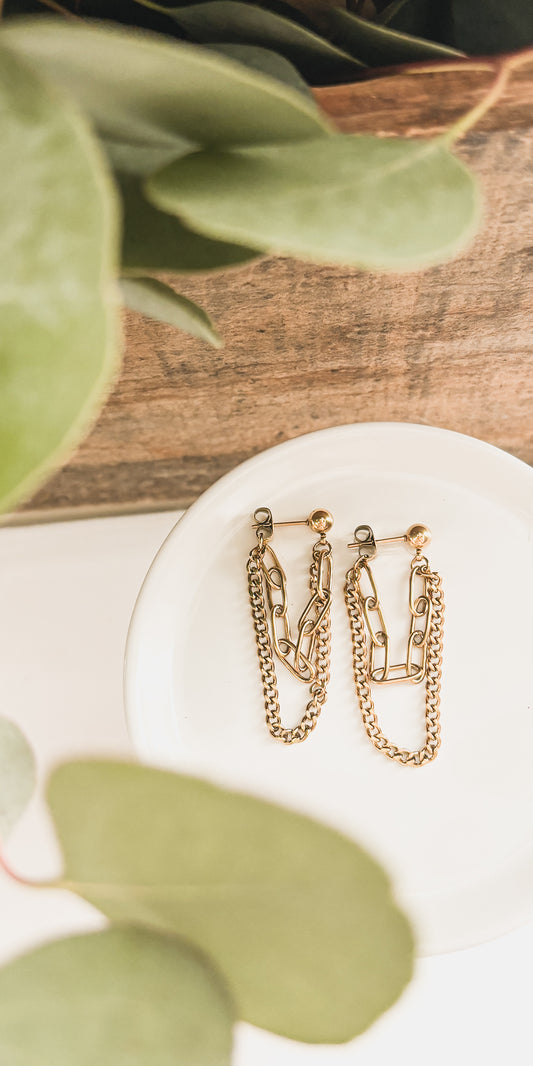 Beautiful Gold Dainty Chain Earrings