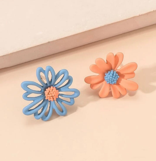 Adorable Flower Stud Earrings