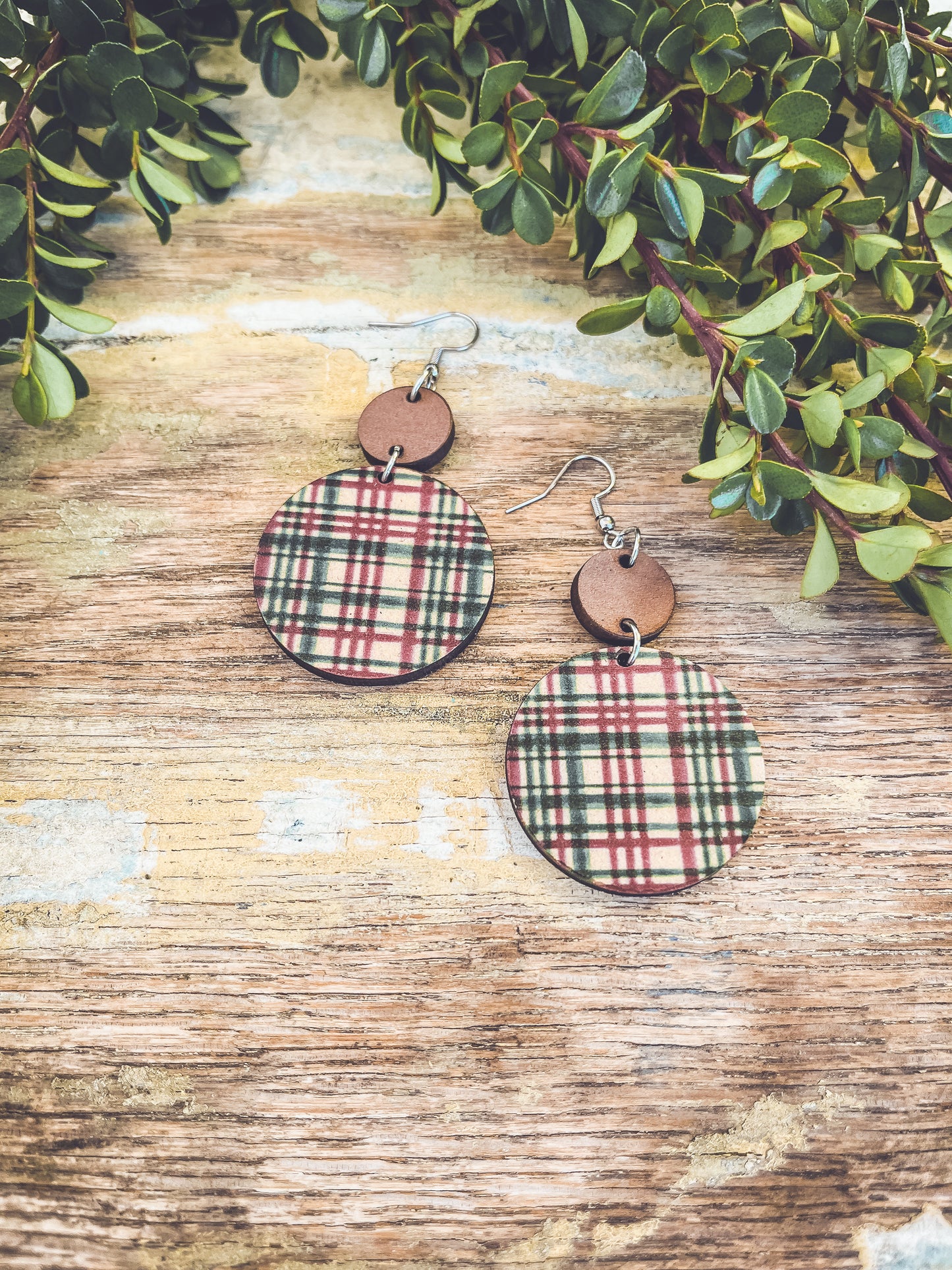 Beautiful Christmas Plaid Circle Earrings