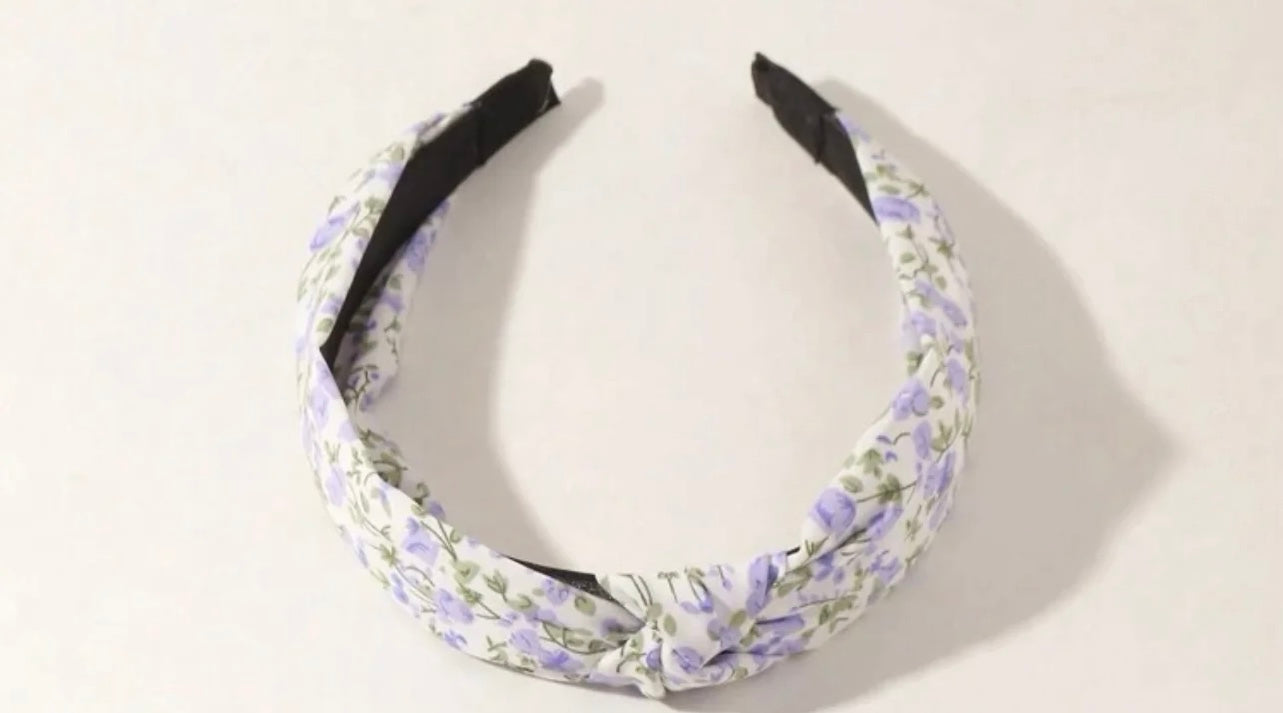 Beautiful Knotted Headband