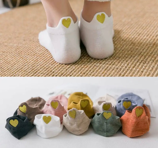 Adorable 5 Pair Heart Socks