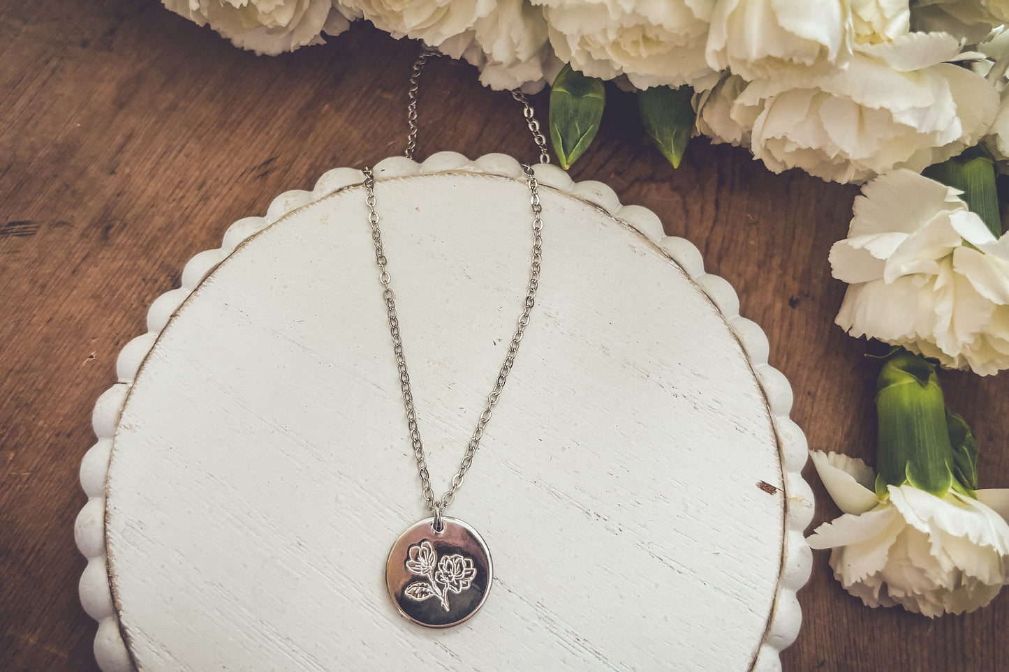 Beautiful Engraved Floral Disc Necklace-Gold or Silver