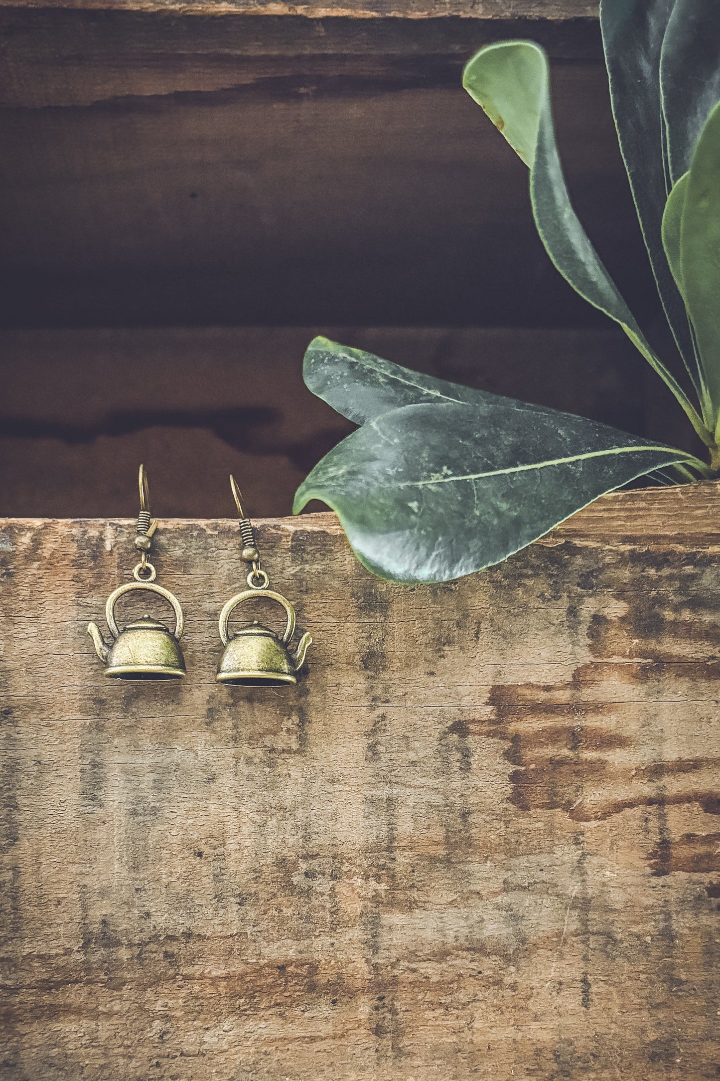 Adorable Tea Kettle Earrings