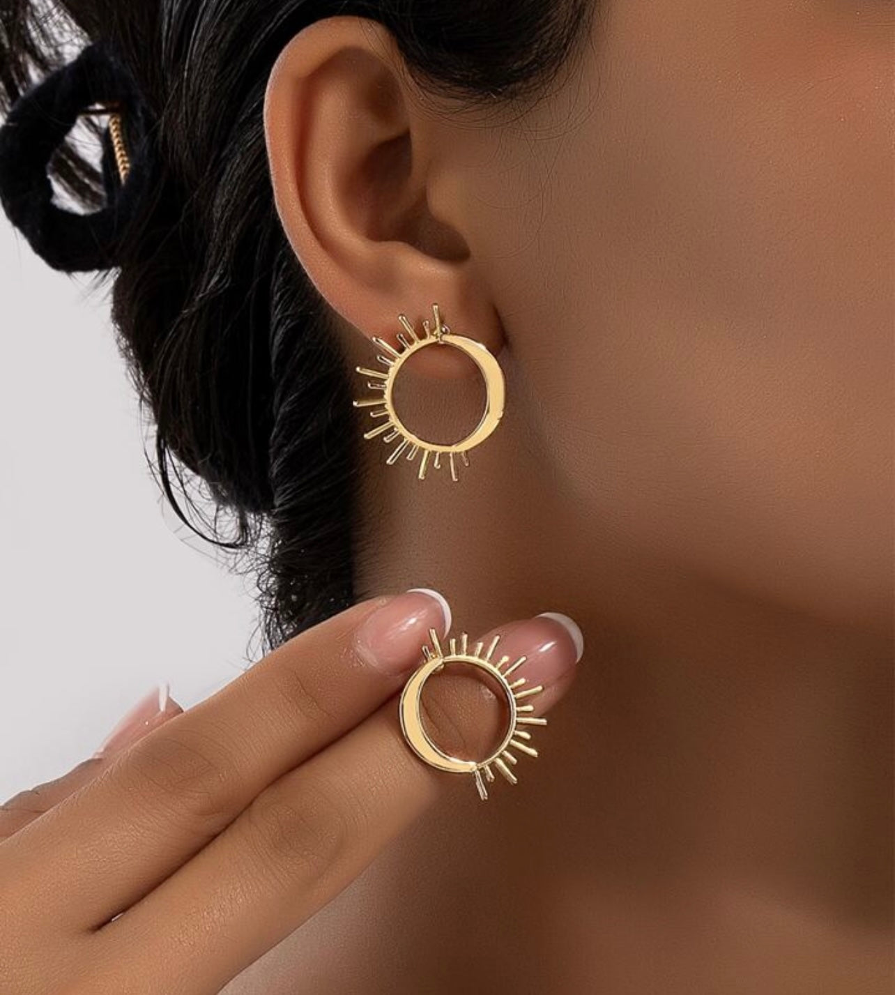 Beautiful Gold Sun/Moon Earrings
