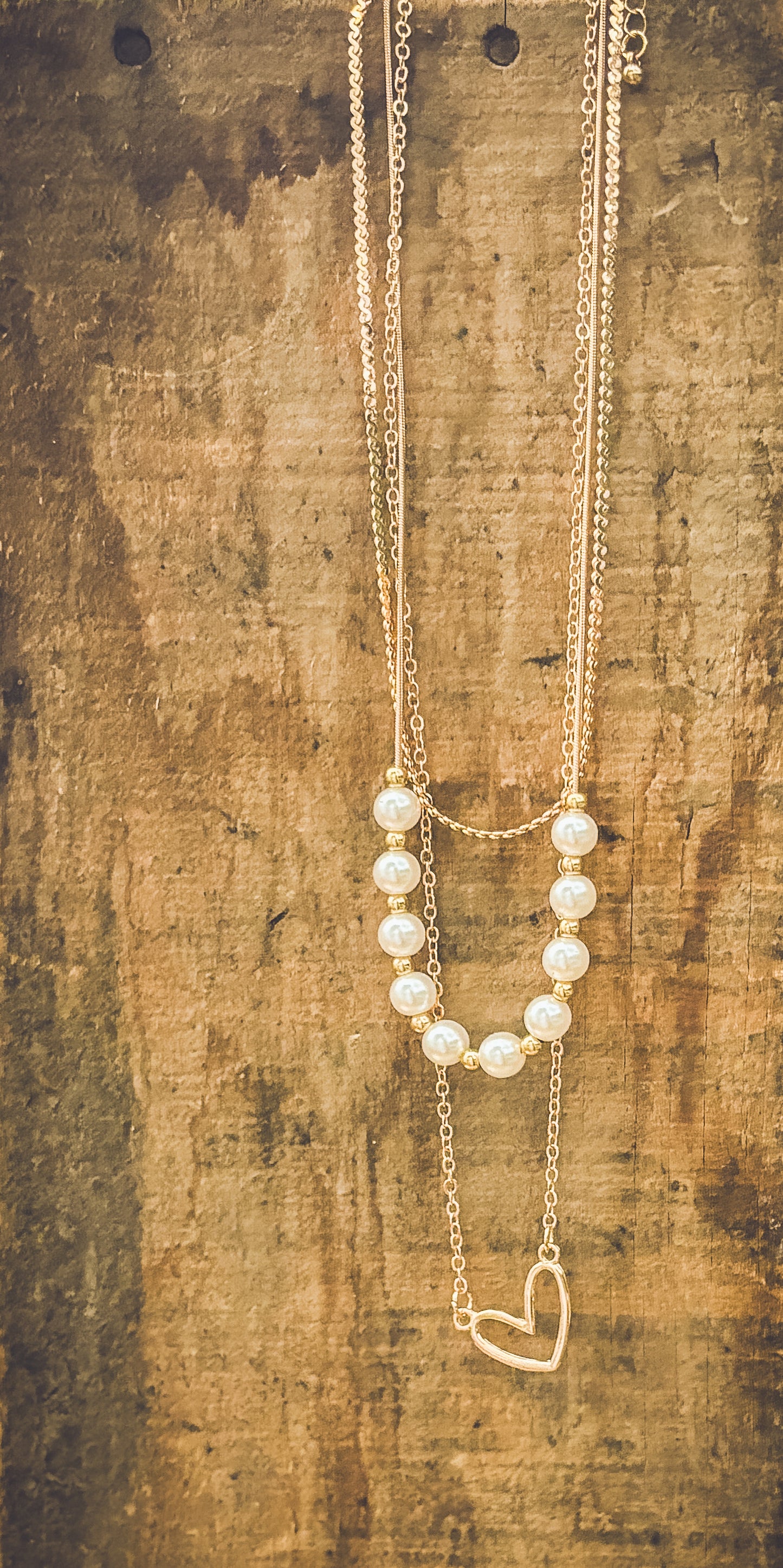 Beautiful Gold and Pearl Heart Necklace