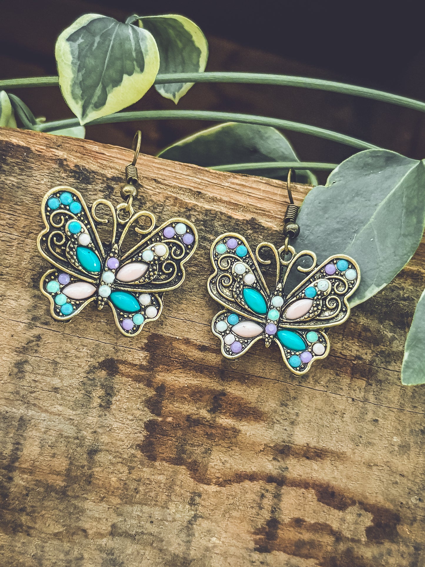 Beautiful Vintage Inspired Butterfly Earrings