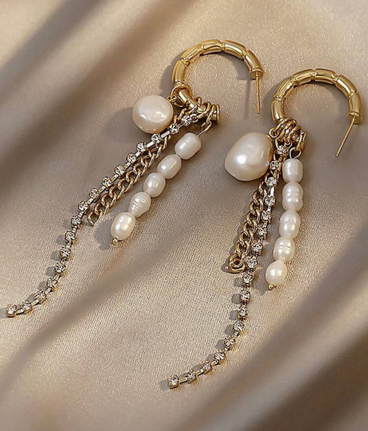 Beautiful Gold and Pearl Earrings