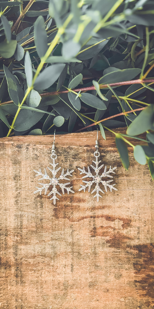 Beautiful Silver and Crystal Snowflake Earrings