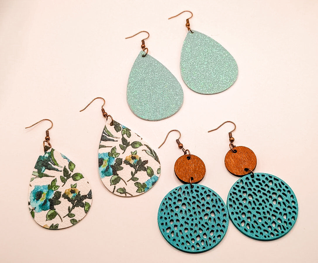 Beautiful Turquoise Drop Earring Set