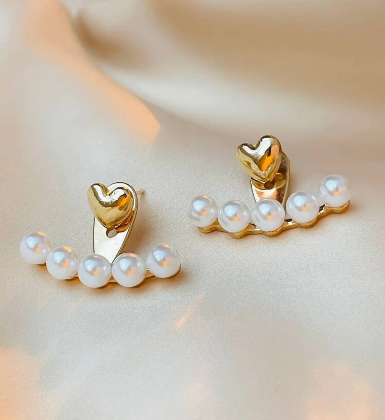 Gorgeous Heart and Pearl Huggie Earrings