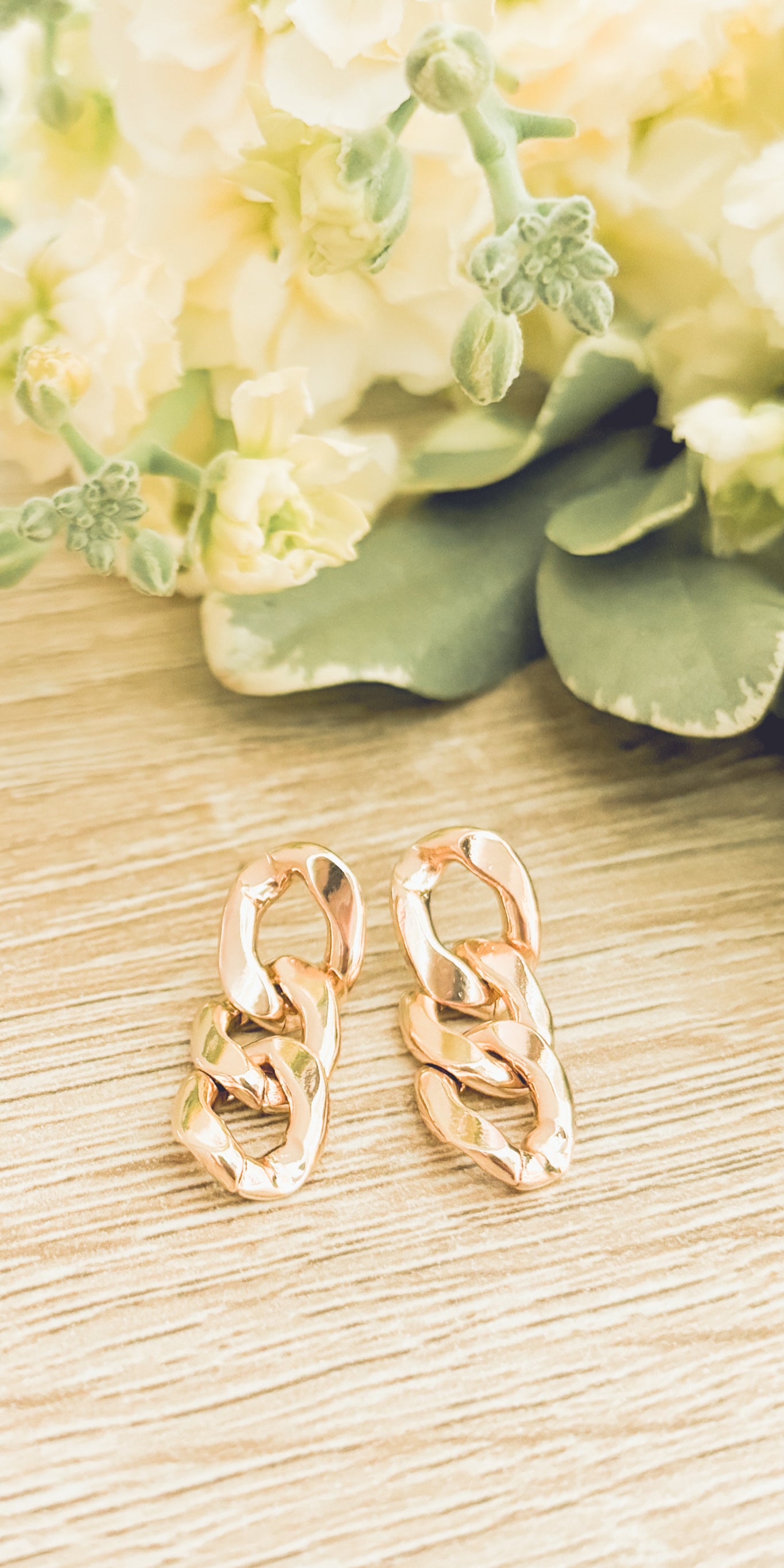 Beautiful Gold Chain Link Earrings