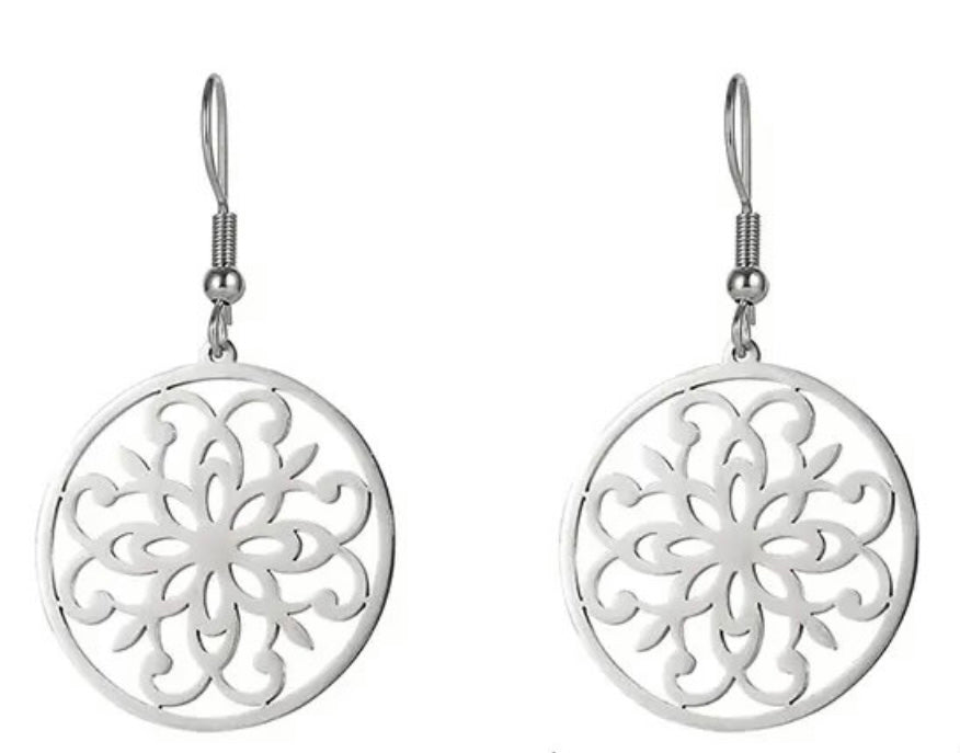 Beautiful Gold or Silver Floral Design Earrings