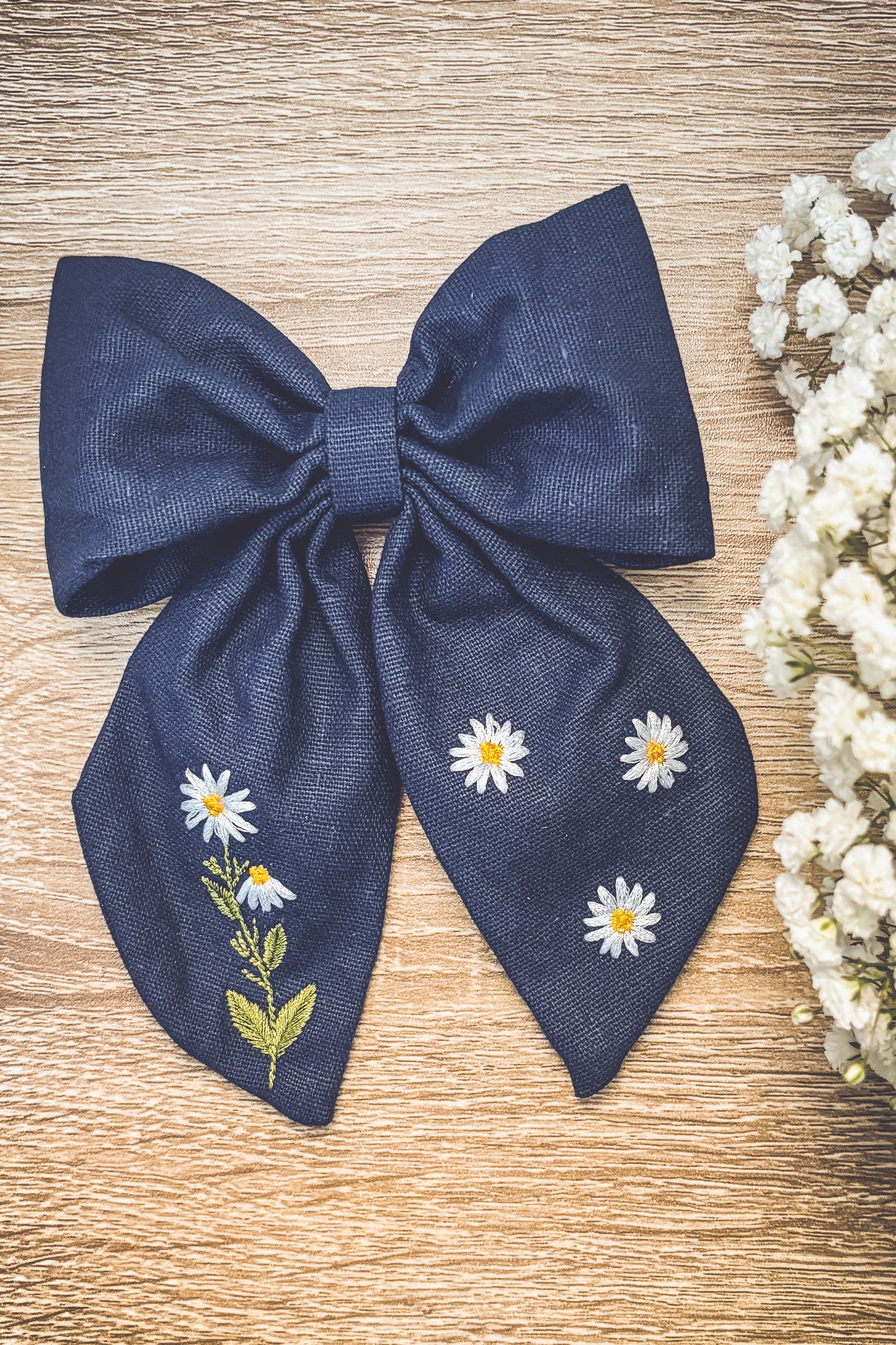 Adorable Blue Daisy Bow