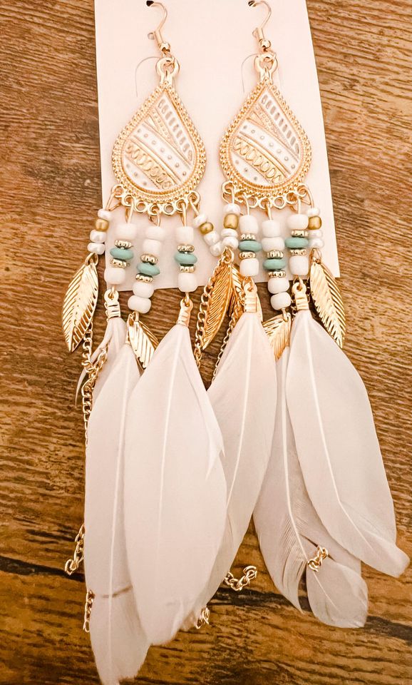 Beautiful White Boho Feather Earrings – Rooted Home Goods